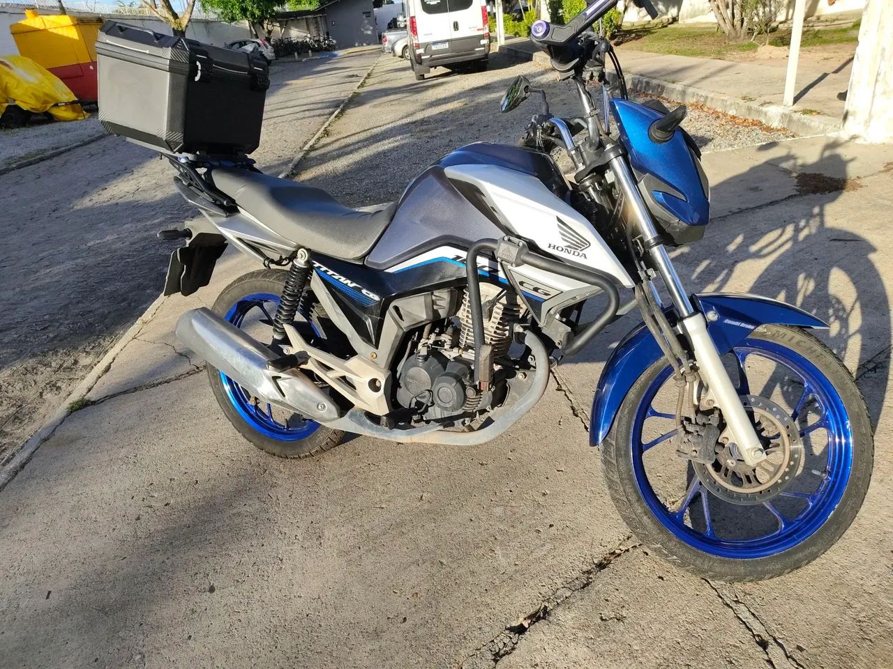TITAN 160 personalizada e bem conservada - Foto 5