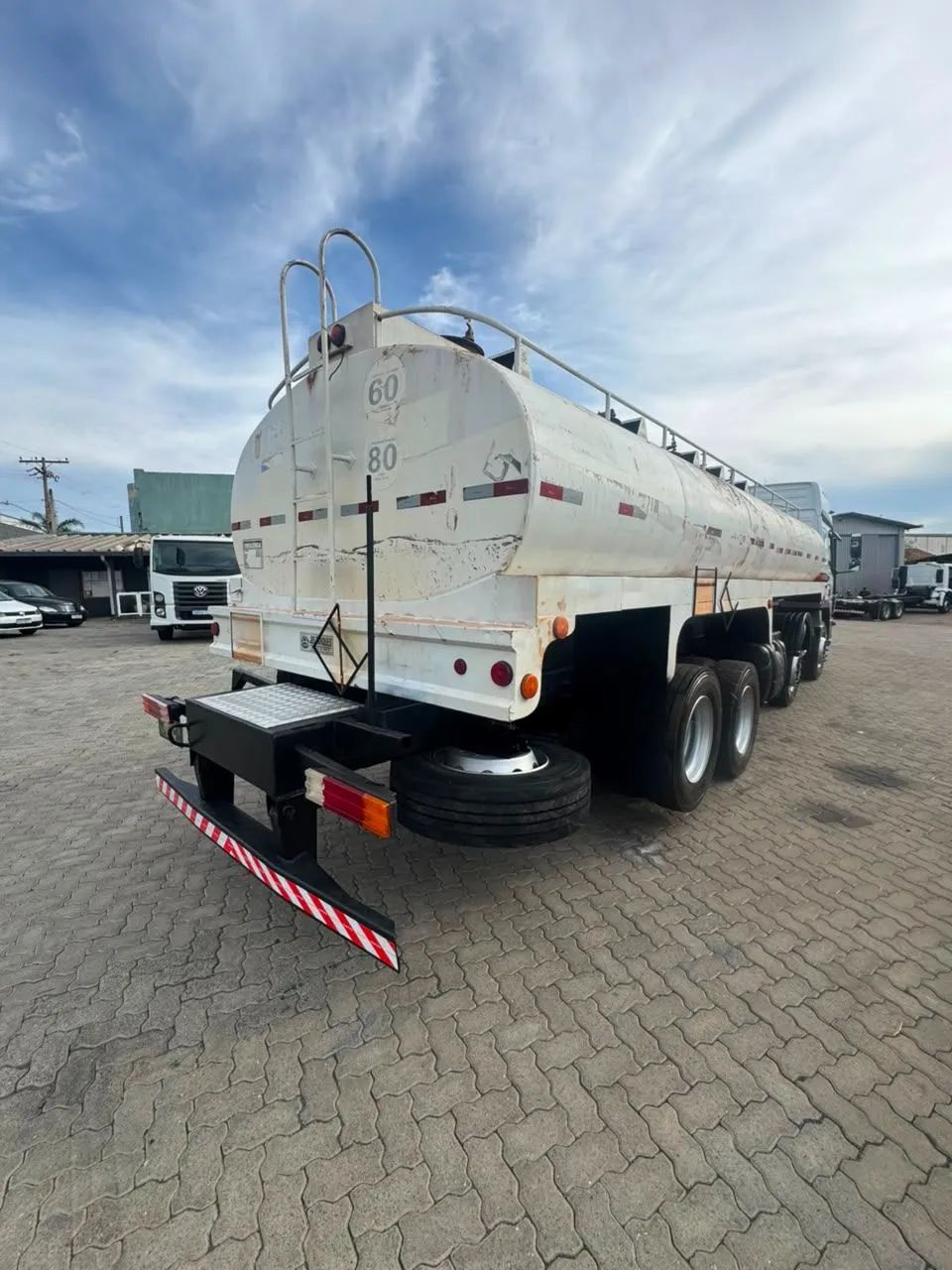 MB Atego 3030 8x2 AUTOMÁTICO COM TANQUE 20 MIL LITROS - Foto 5