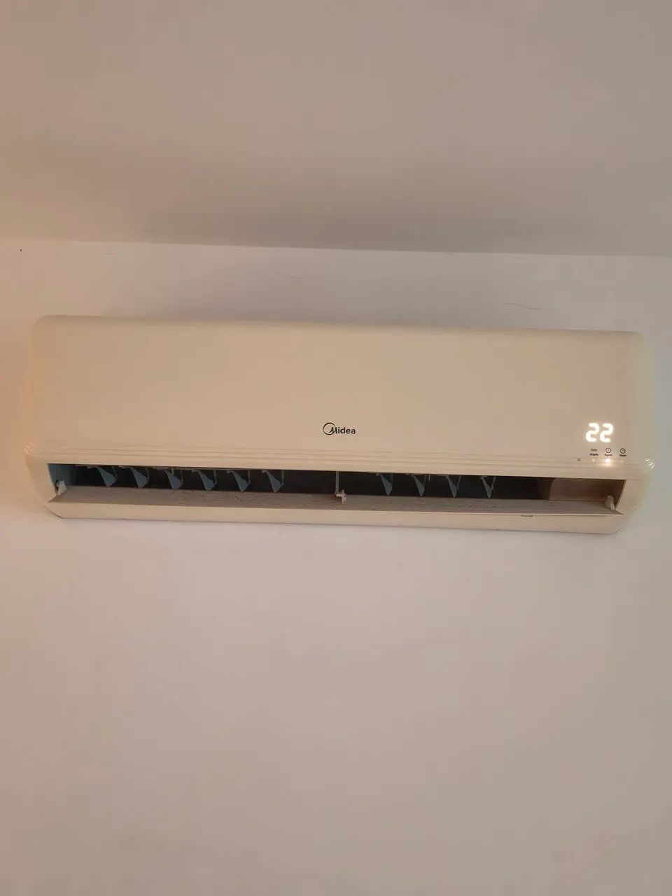 Ar Condicionado Split Midea de 18000 BTUs  - Foto 2