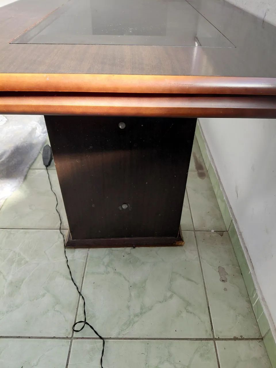 Mesa com vidro no meio - Foto 2