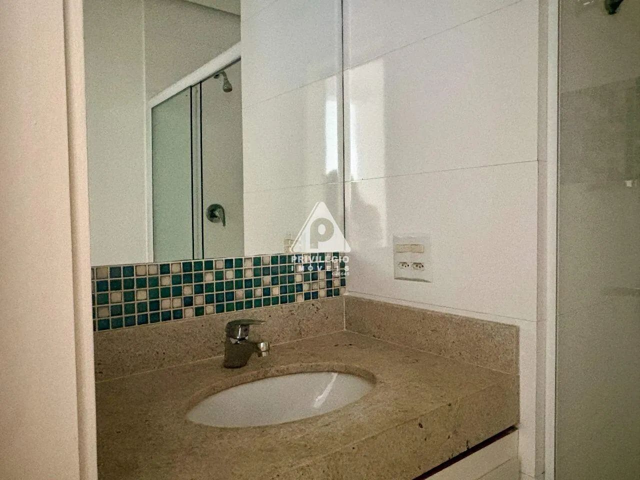 Apartamento reformado com 3 quartos, suíte com varanda e vaga em Ipanema - Foto 4