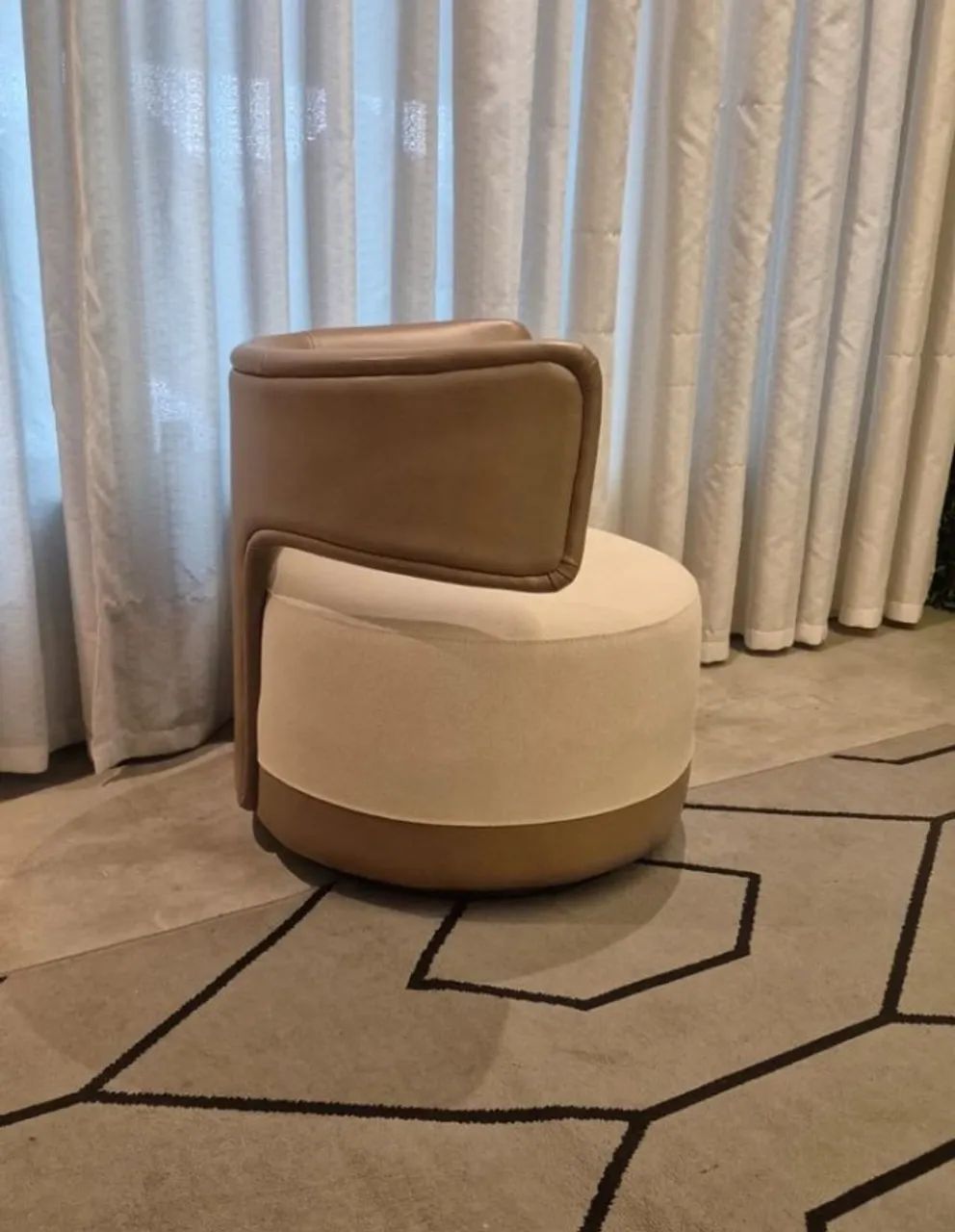 POLTRONA DAZZ / Conforto e sofisticação - Foto 4