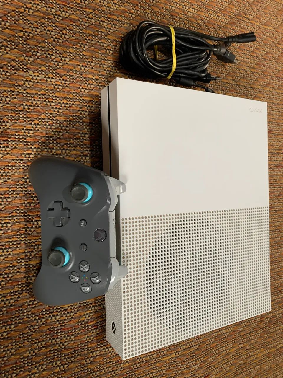 Xbox One S - Foto 2