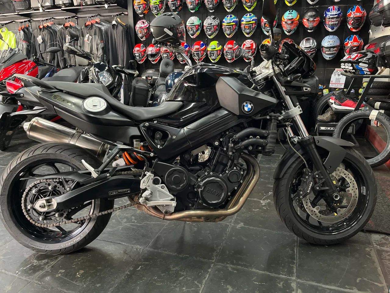 BMW F 800 R só 25.900 km - Foto 2