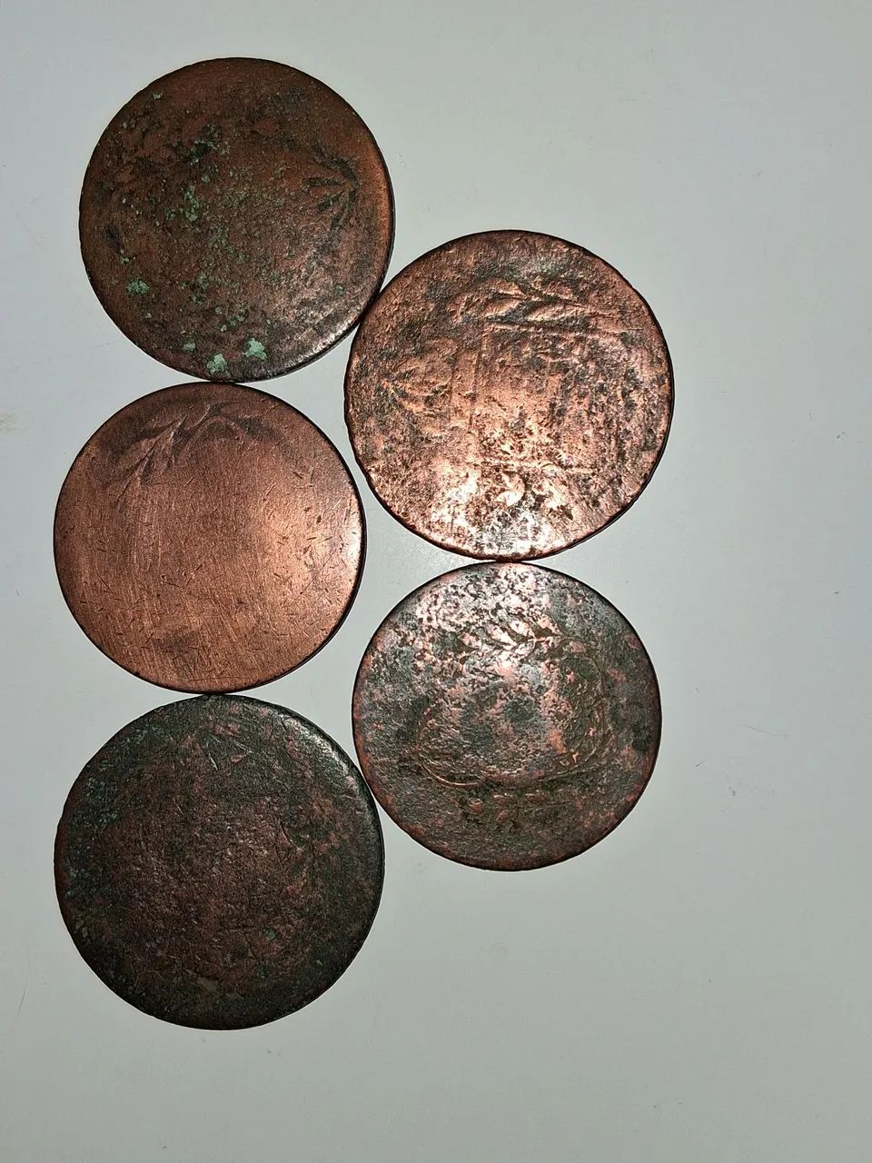 Lote com 5 moedas patacão da época do império, sem marcas de data - Foto 5
