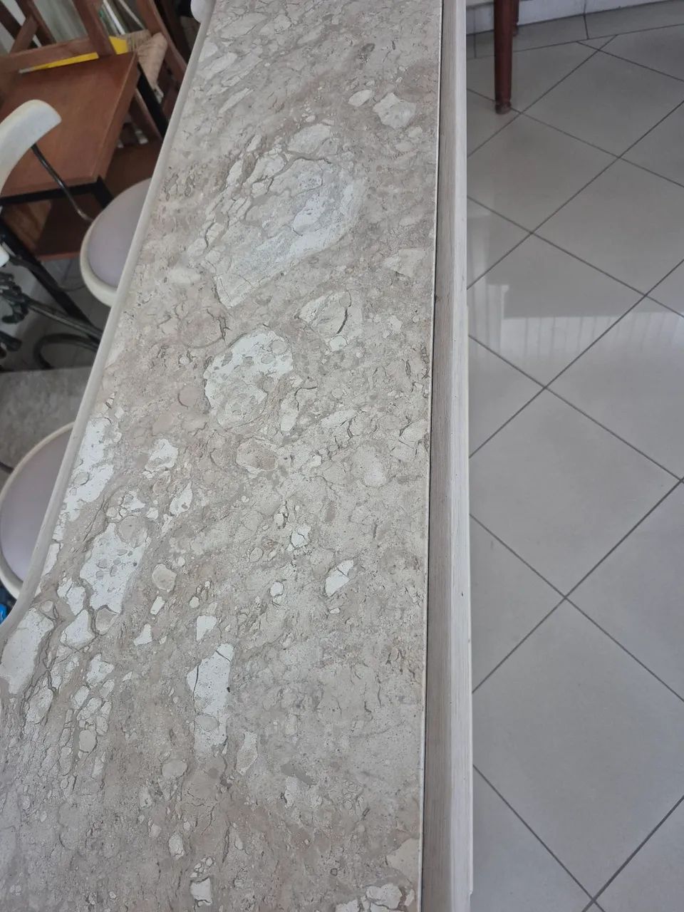 BALCÃO COM BANQUETAS - Foto 5