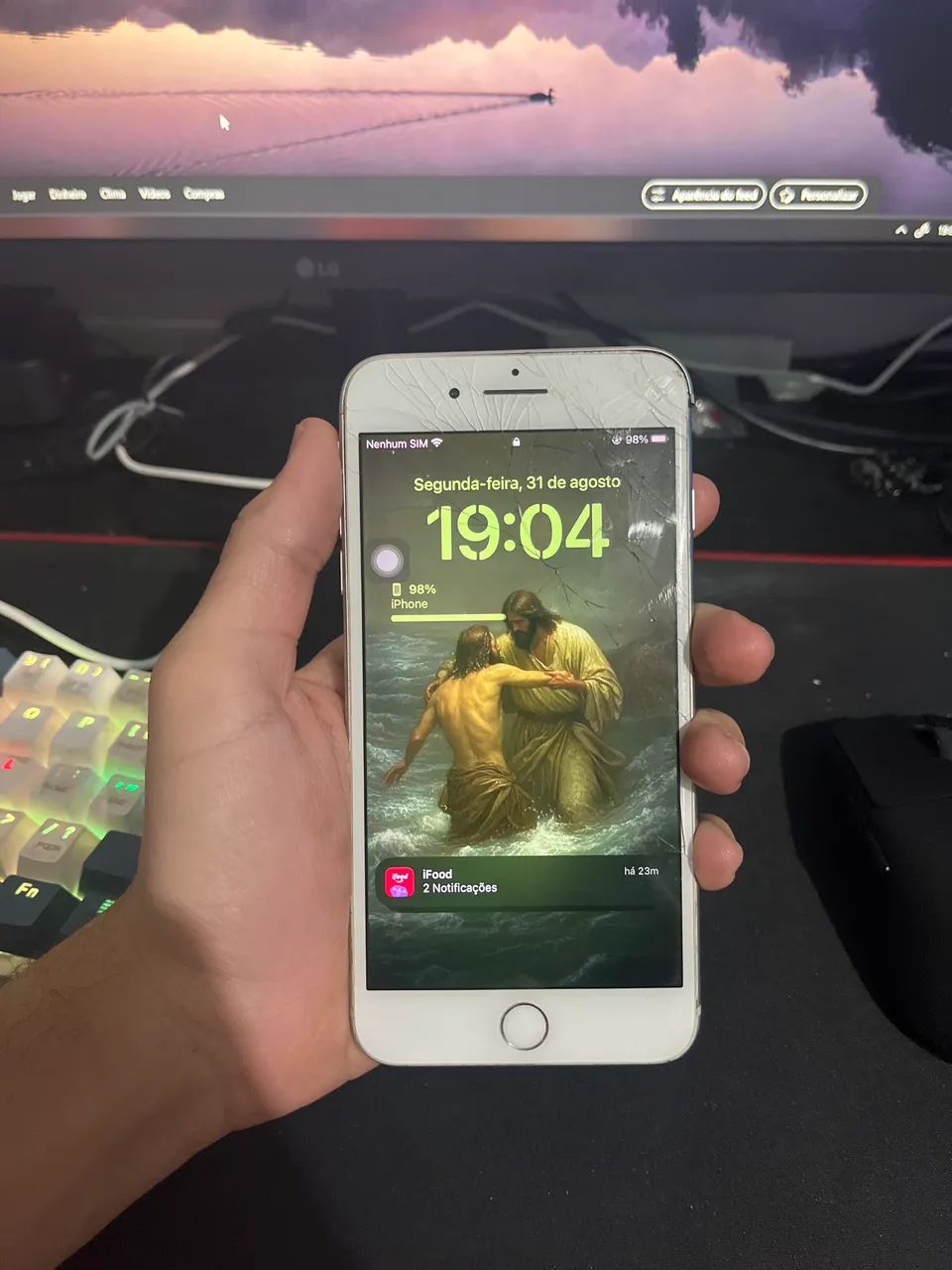 iPhone 8 Plus com defeitos