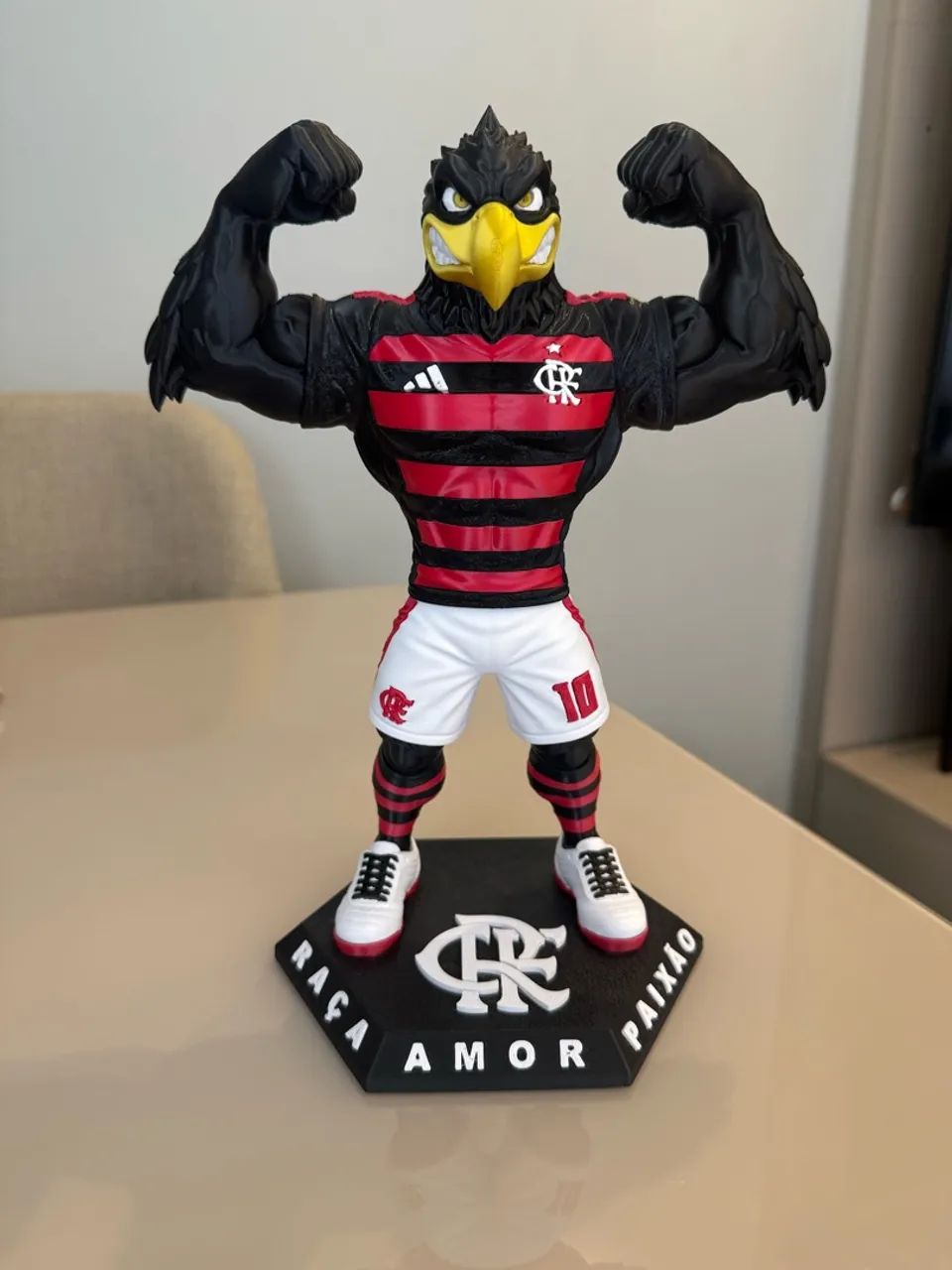 Boneco Urubu do Flamengo