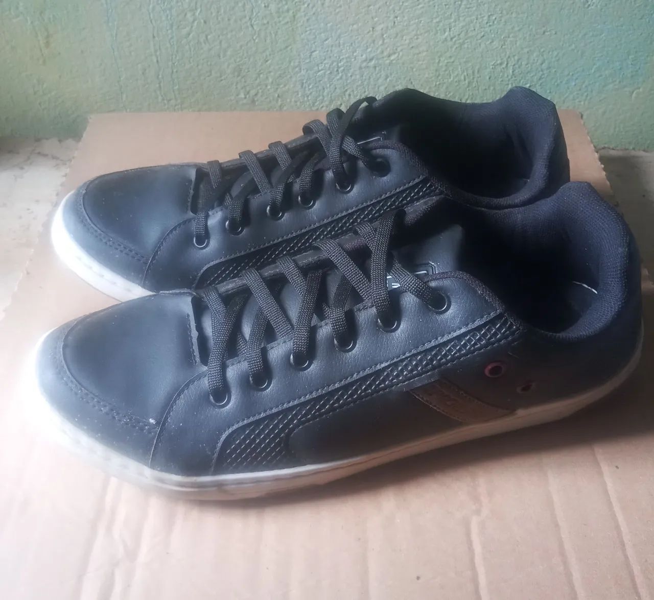 Tenis 43