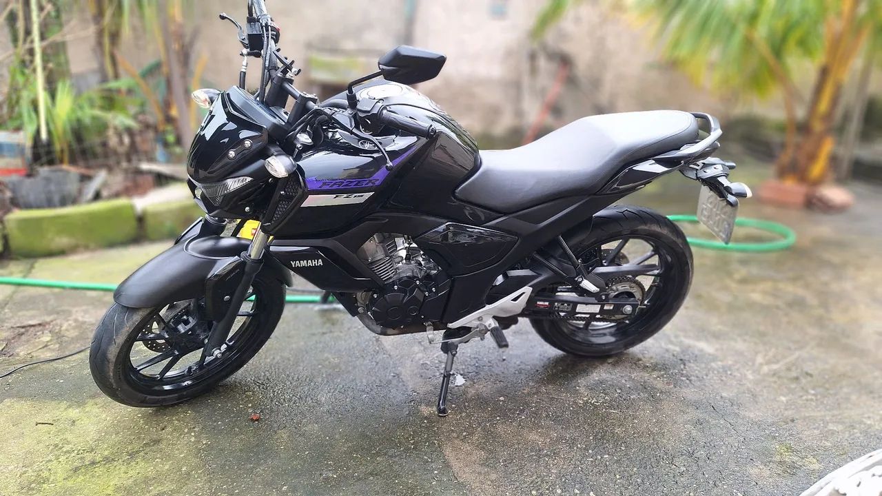 FZ15 ABS PRETA MUITO NOVA!!! - Foto 2