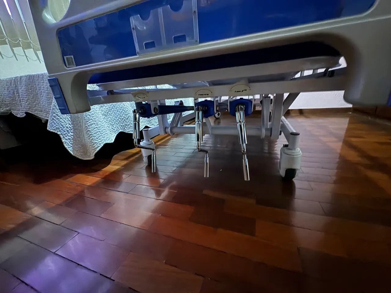 Cama Hospitalar Manual DX3 3 Movimentos até 200 Kg Dellamed - Foto 4