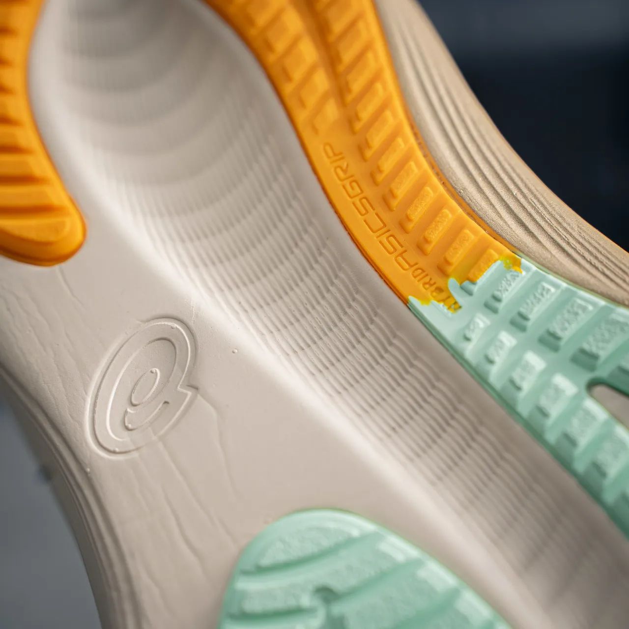 Tênis Asics Nimbus 27  - Foto 5