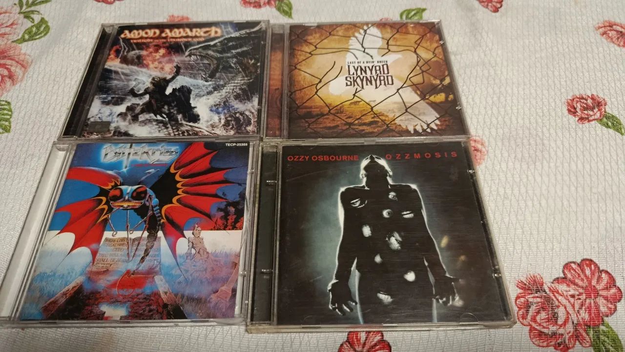 Cds de Rock e Heavy Metal diversos ( preços referente a 1 cd)