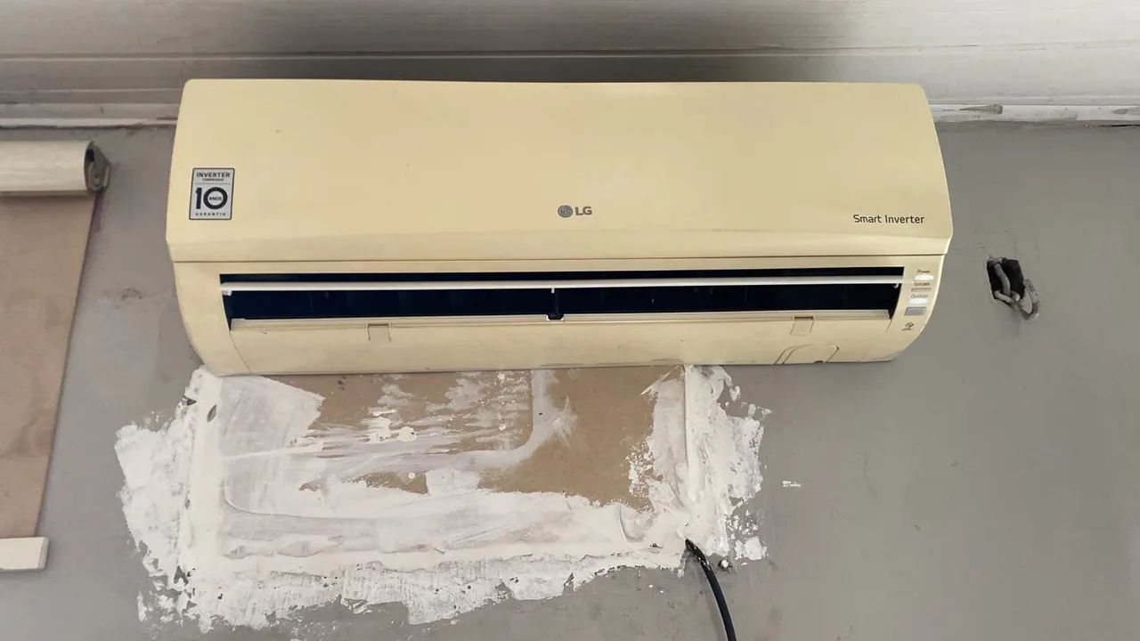 Central de ar 9 mil bts marca LG