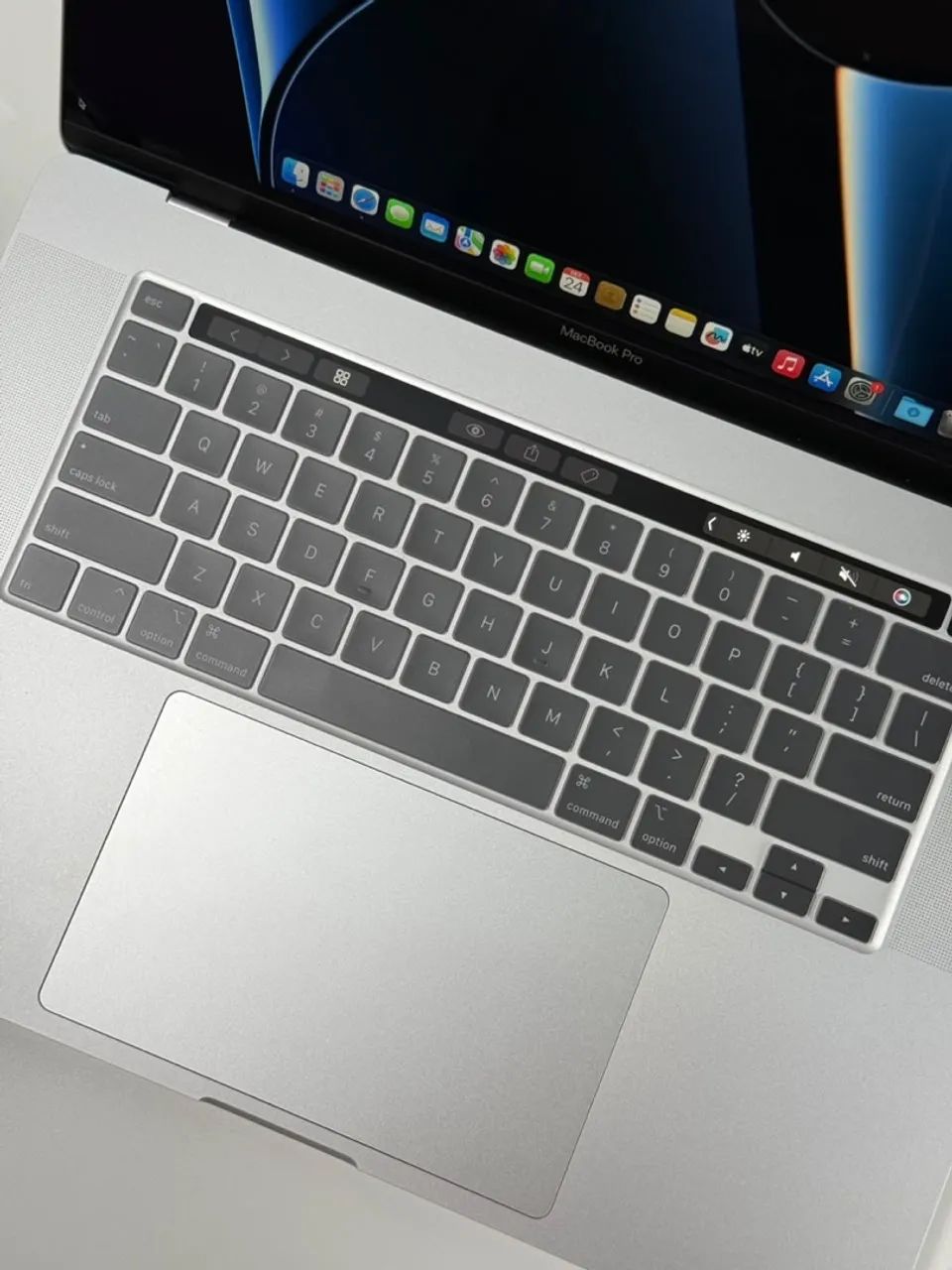 MACBOOK PRO 2019 512/16 - Foto 2