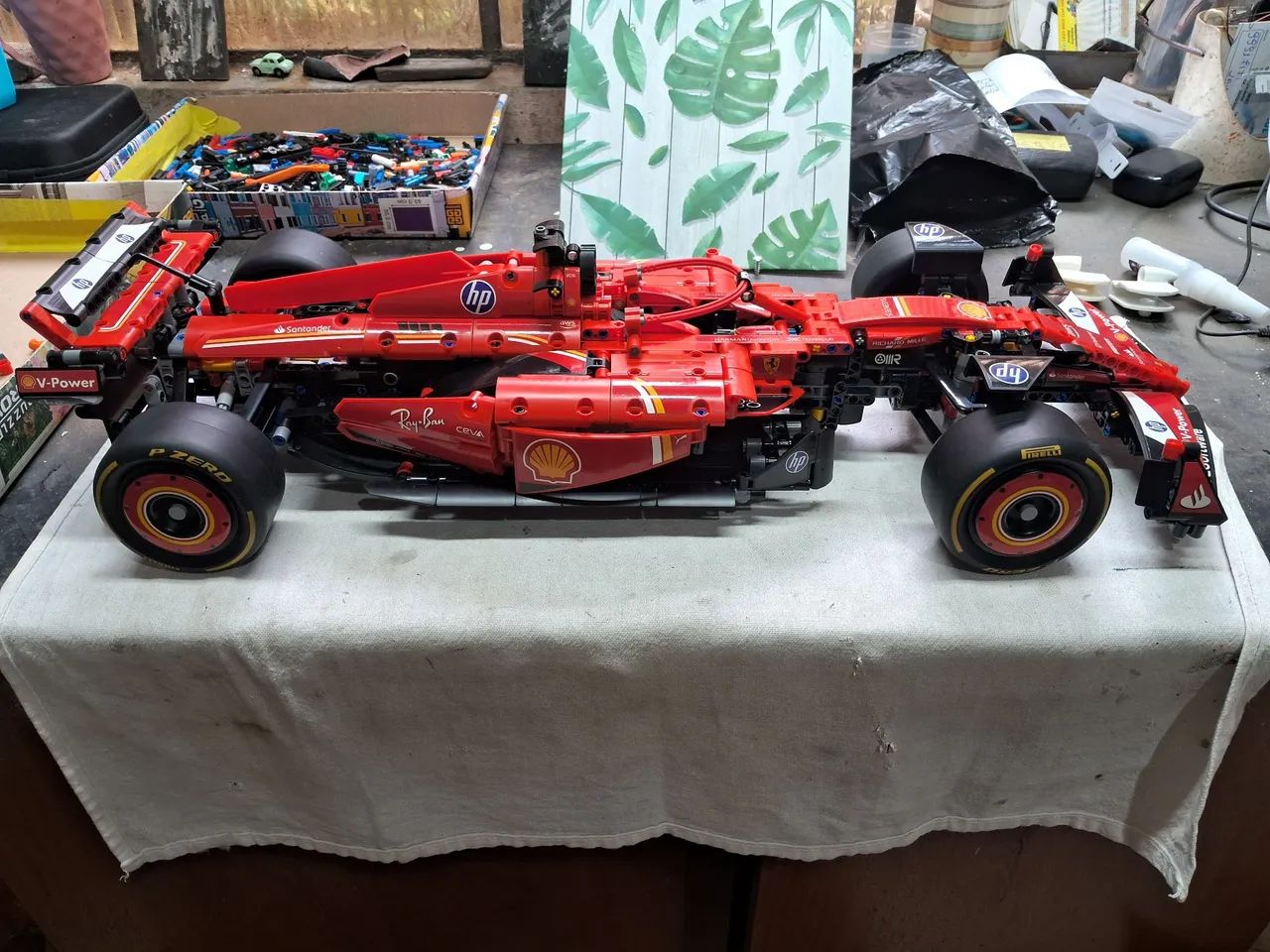 Lego Ferrari SF 24 - Foto 2