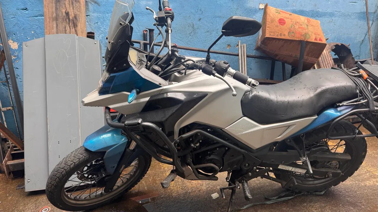 Dafra 190 azul 
