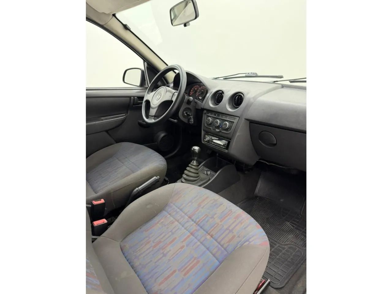 Chevrolet Celta 2010 - Foto 4
