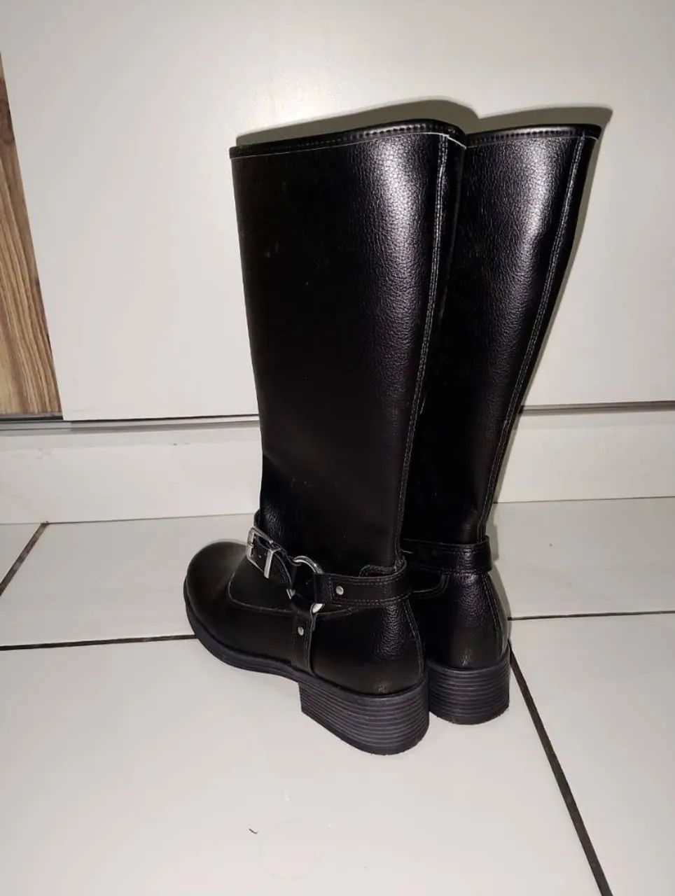Bota Feminina Moleca Num 39  - Foto 2