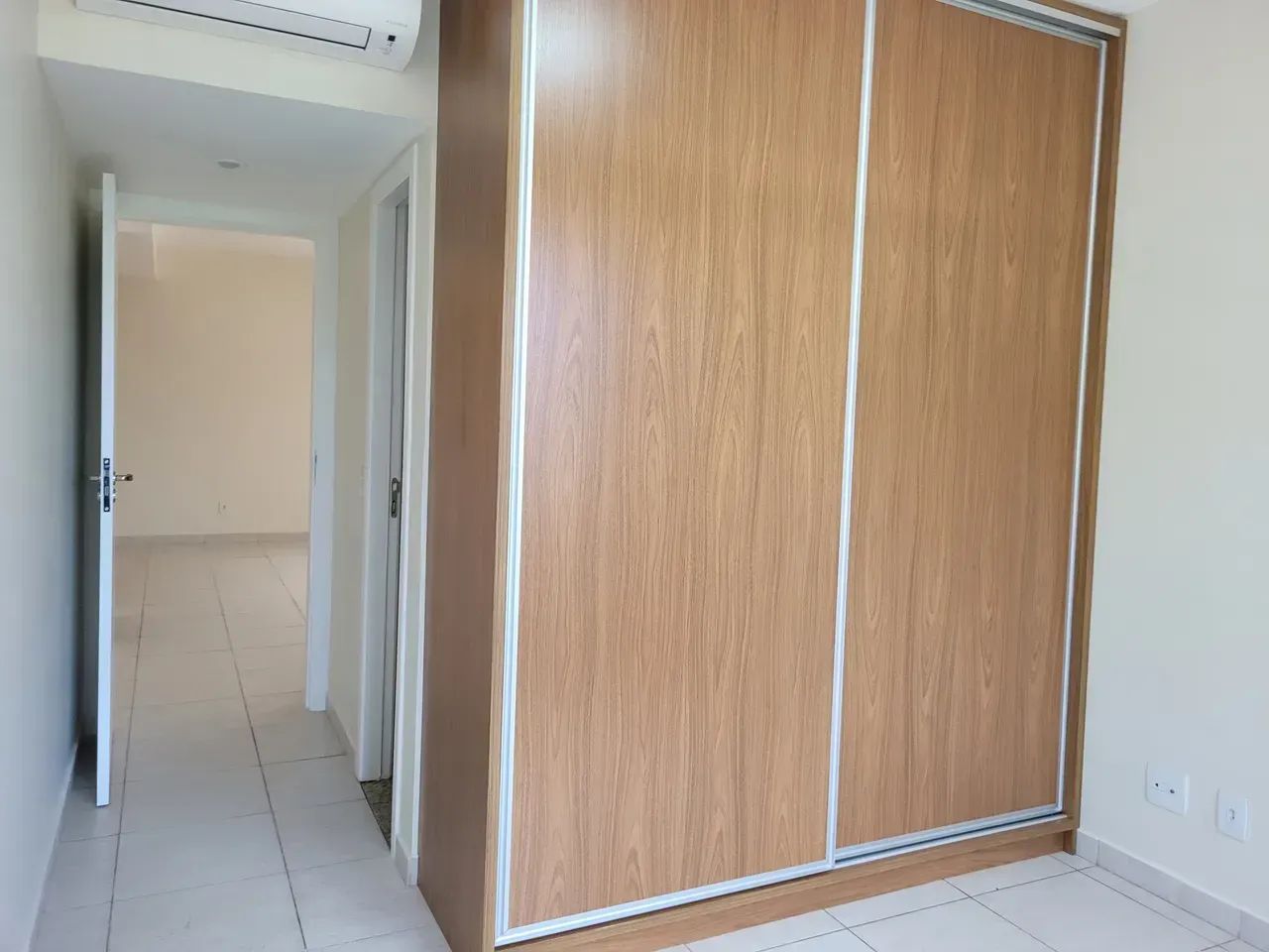 ALUGO APTO NO NOROESTE COM UM QUARTO - Foto 5
