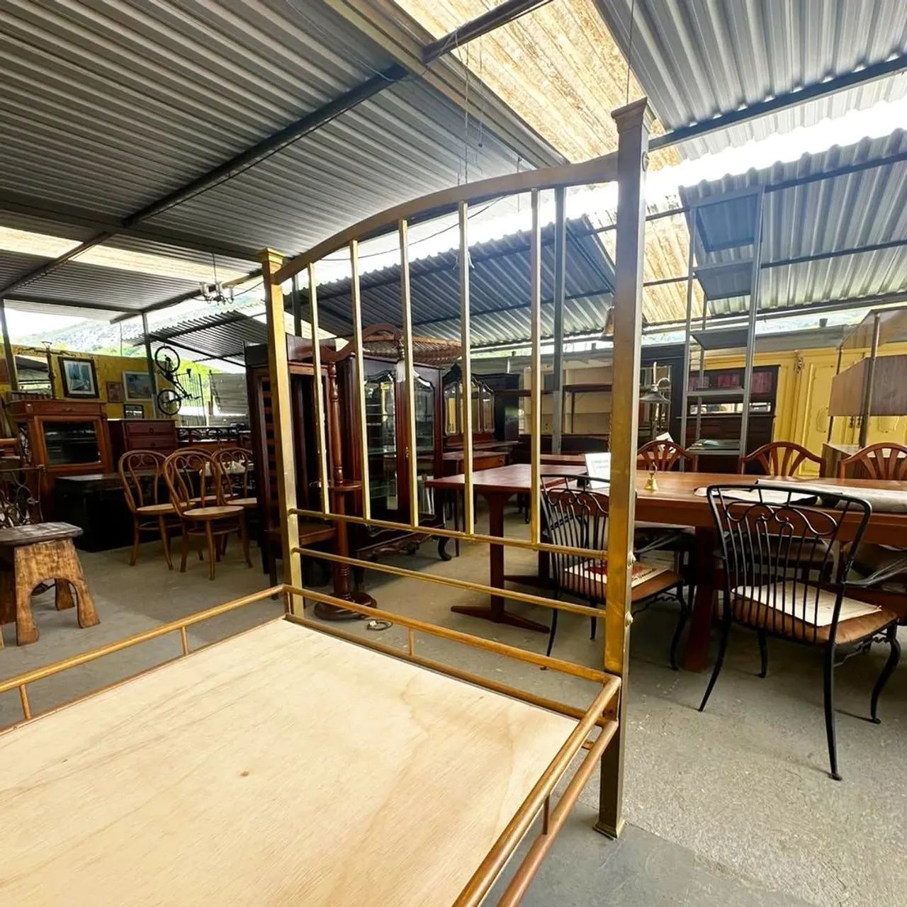 Cama solteiro em metal  - Foto 2