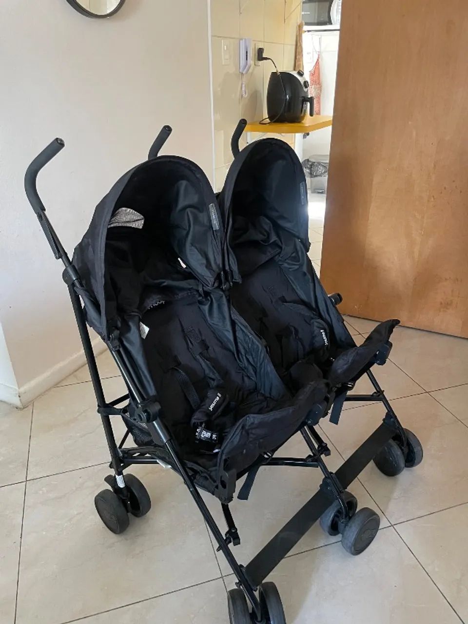 Carrinho duplo gêmeos 