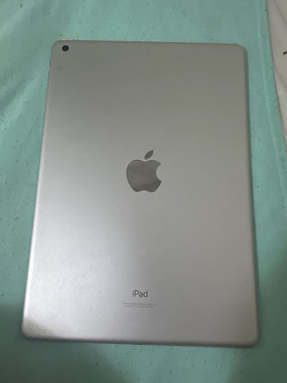 Ipad 9 sem riscos (com chassi torto) mas funcionando completamente  - Foto 3