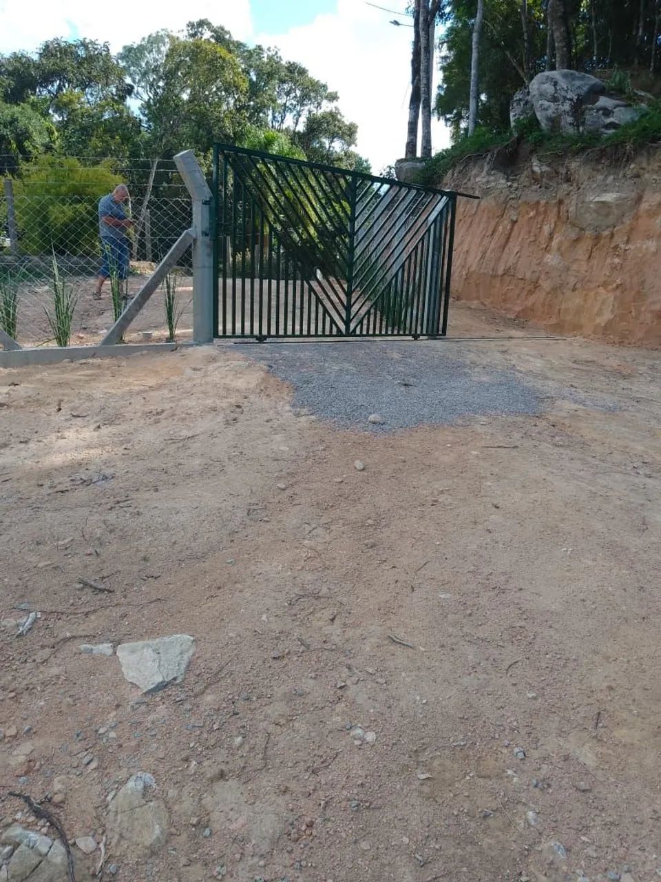Aluga-se chácara com piscina q3q - Foto 5