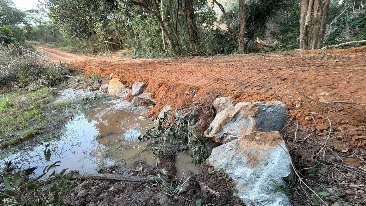 Terraplanagem, platores, estradas e Pavies (pavimentações) - Foto 4