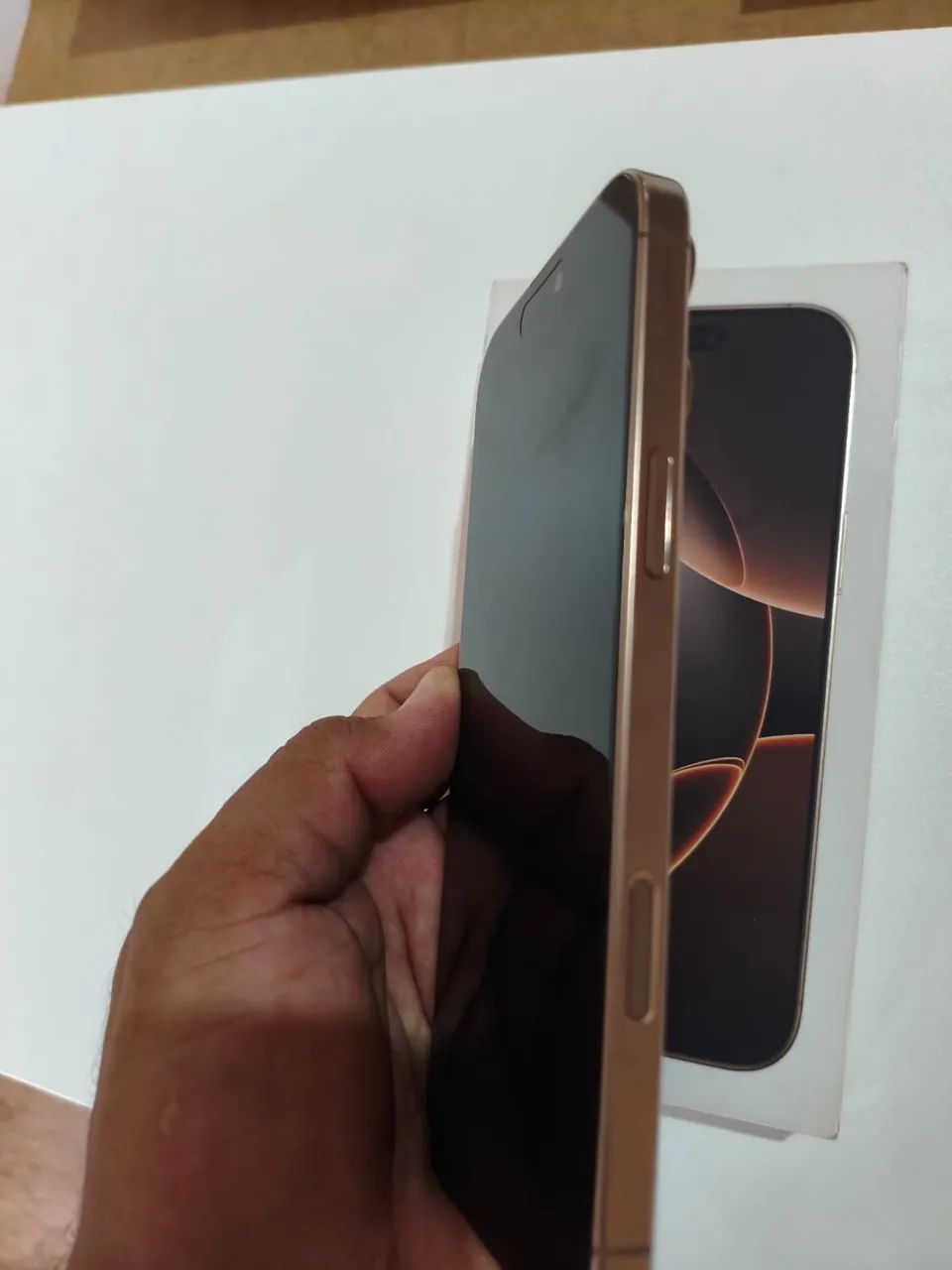 Vendo iPhone 16 pro Max 256gb - Foto 4