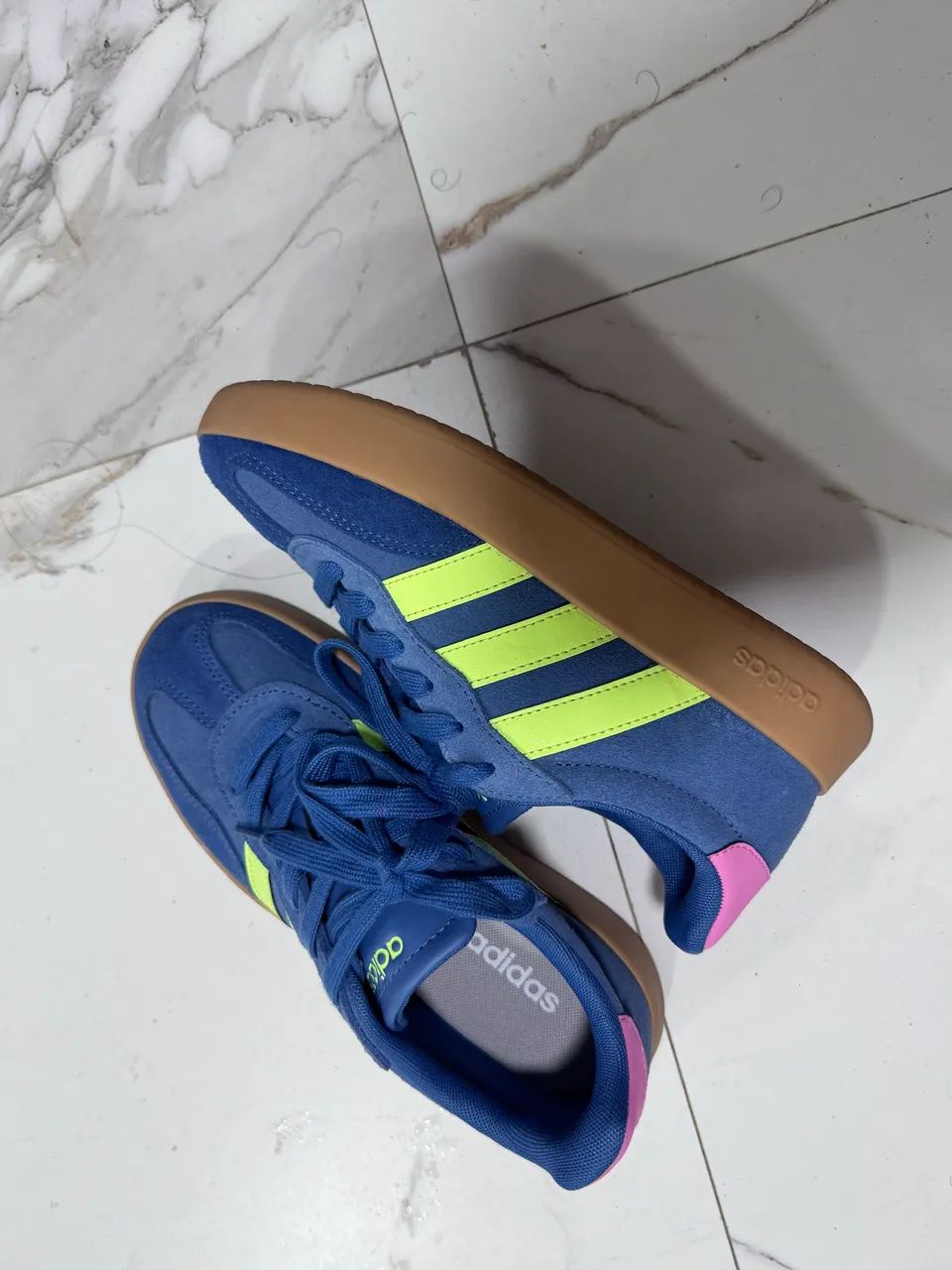 Tênis adidas feminino - Foto 3