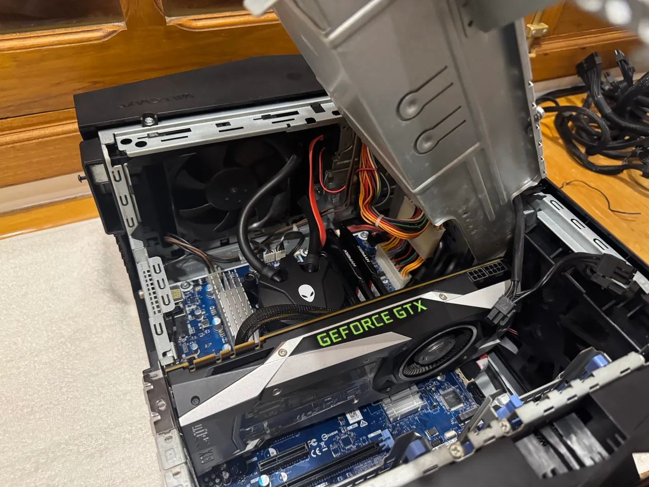 Alienware Aurora R7 Desktop - Foto 4