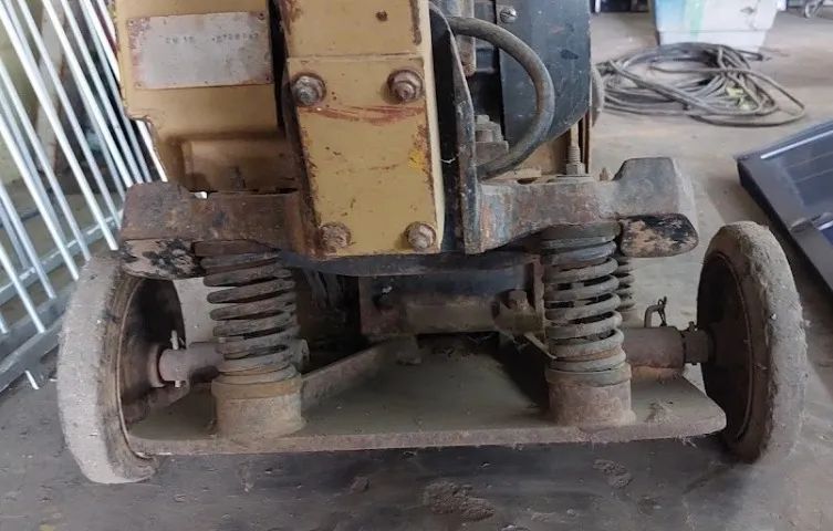 COMPACTADOR DE PLACA ELÉTRICO 220V DYNAPAC - Foto 5
