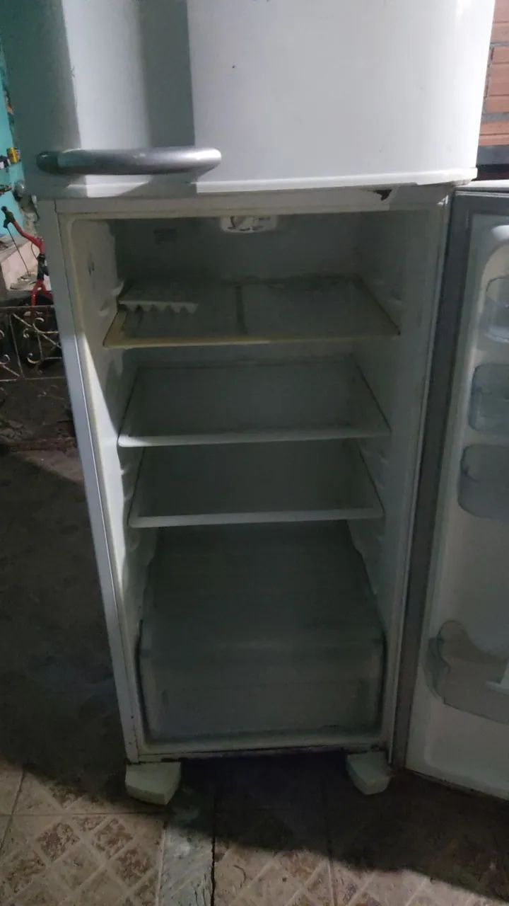 Geladeira electrolux valor 400 - Foto 3