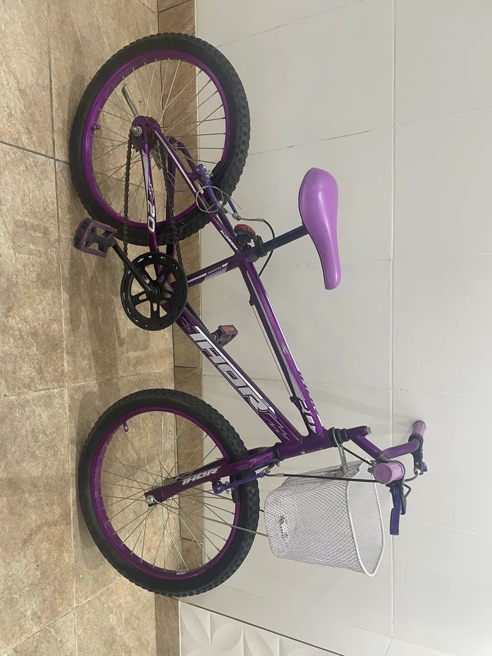 Bicicleta infantil feminina pouco usada  - Foto 4