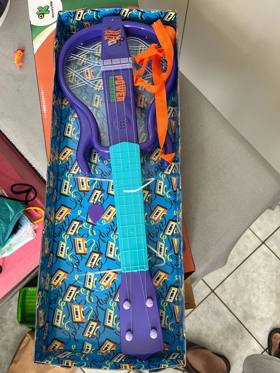 Guitarra infantil 