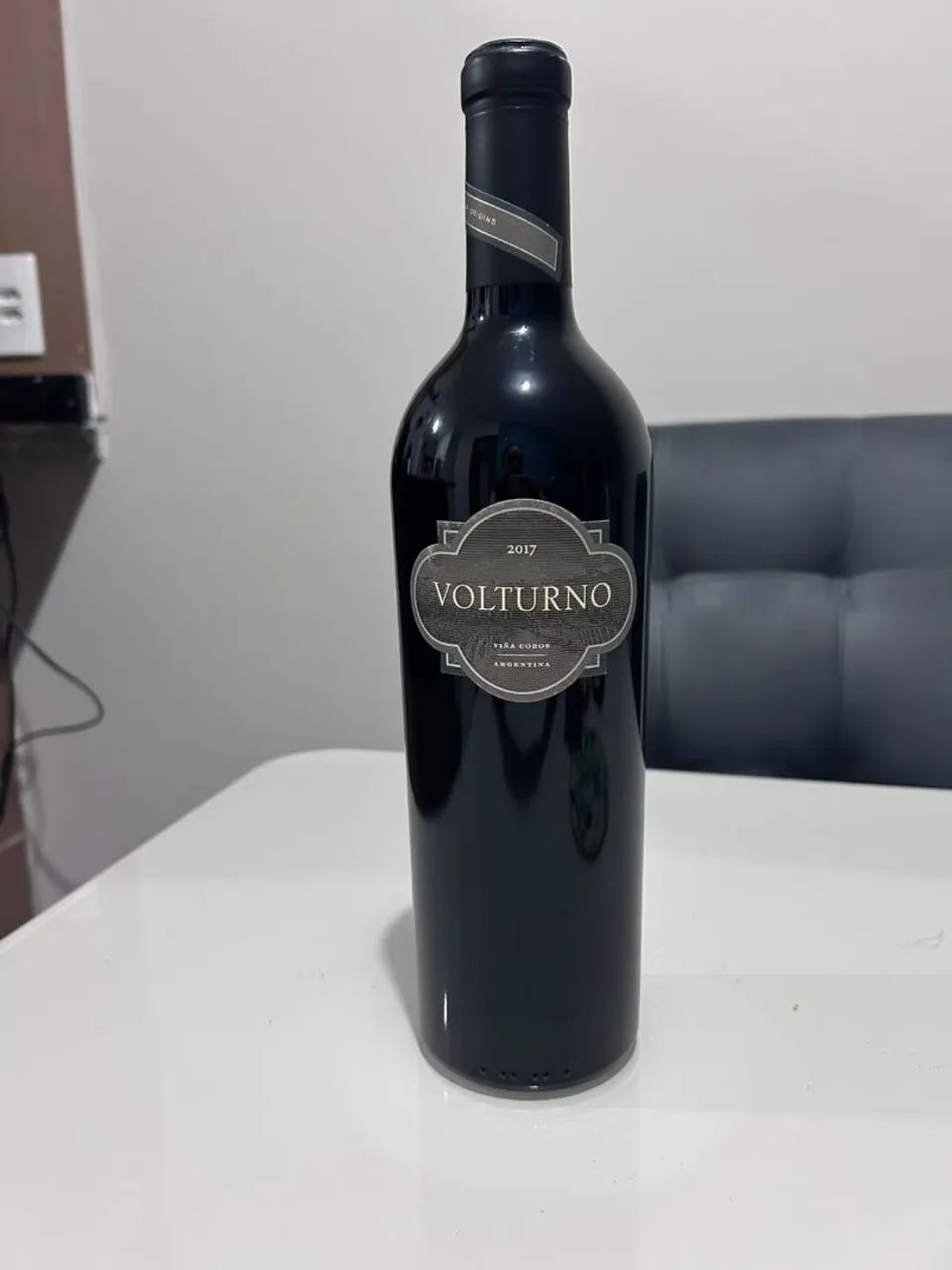 Vinho Vina cobos volturno 2017