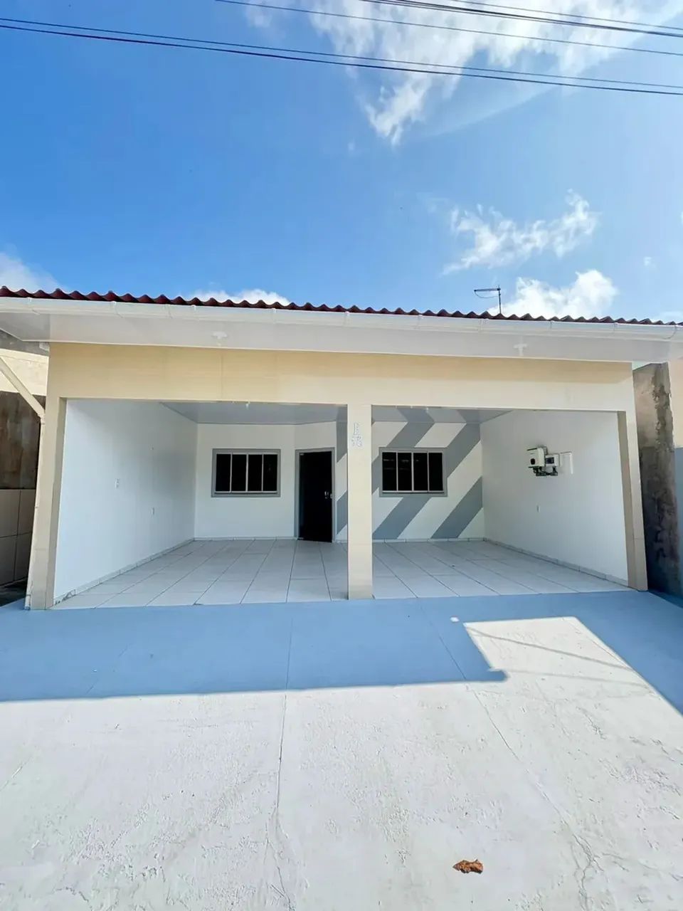 LINDA CASA EM MARITUBA