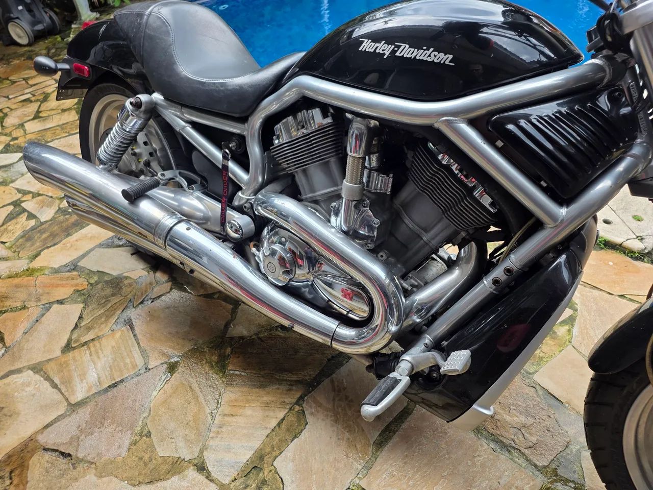 Harley Davidson v-road revisada 