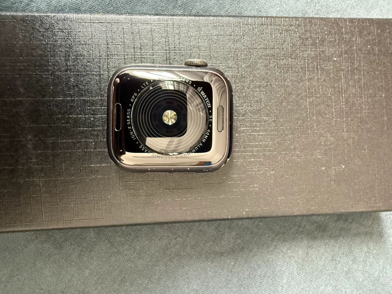Apple Watch SE 40 mm (GPS + Celular) - Foto 3