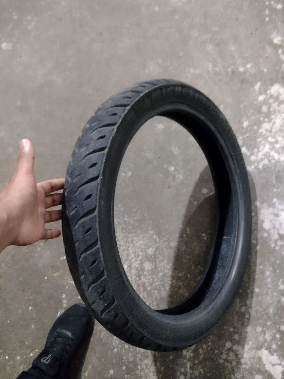 Peneu Michelin Fan 160 - Foto 2