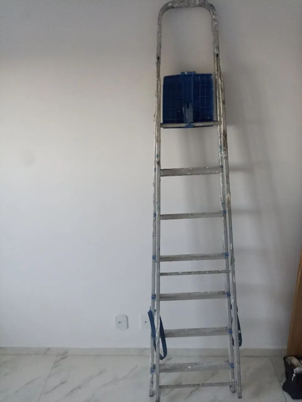 Escada de alumínio 