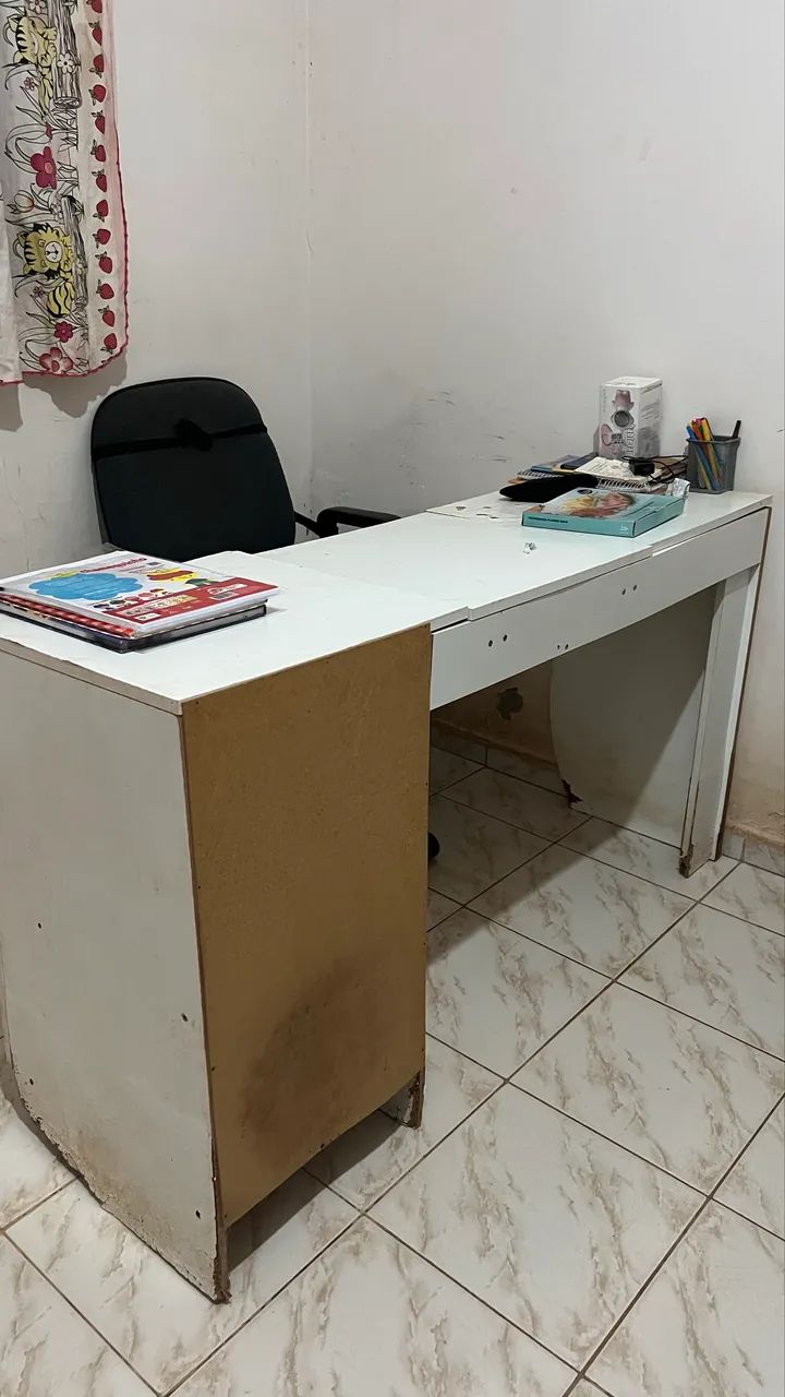     Mesa de Escritório Branca - R$ 70 - Foto 3