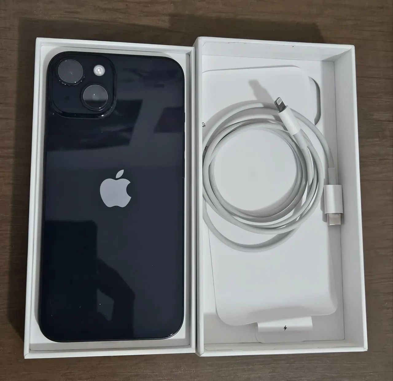 iPhone 14 128 gb com nota fiscal e carregador original - Foto 2