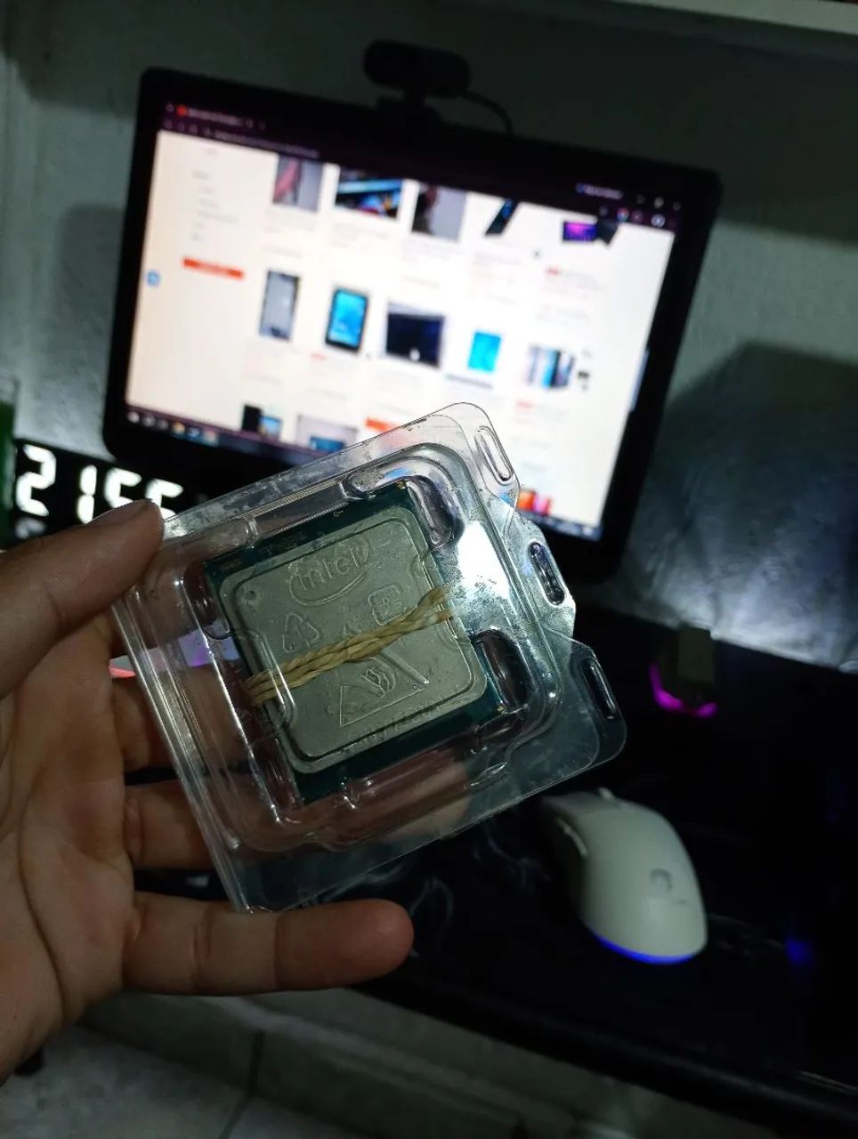 Xenon e5- 2620 v2  6 núcleos e 12 threads 