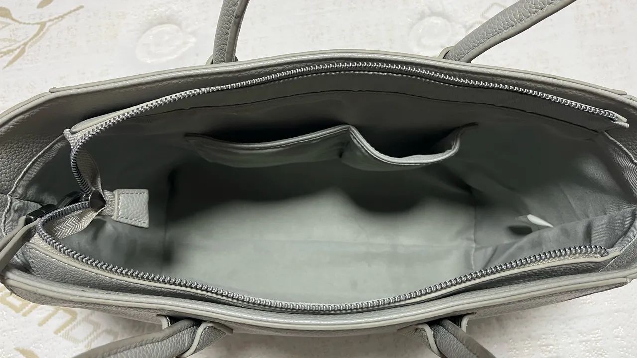 Bolsa Santa Lolla muito conservada - Foto 3