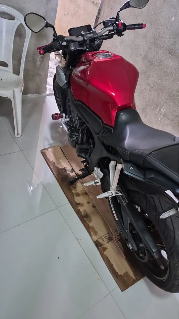 CB 650R - Foto 4