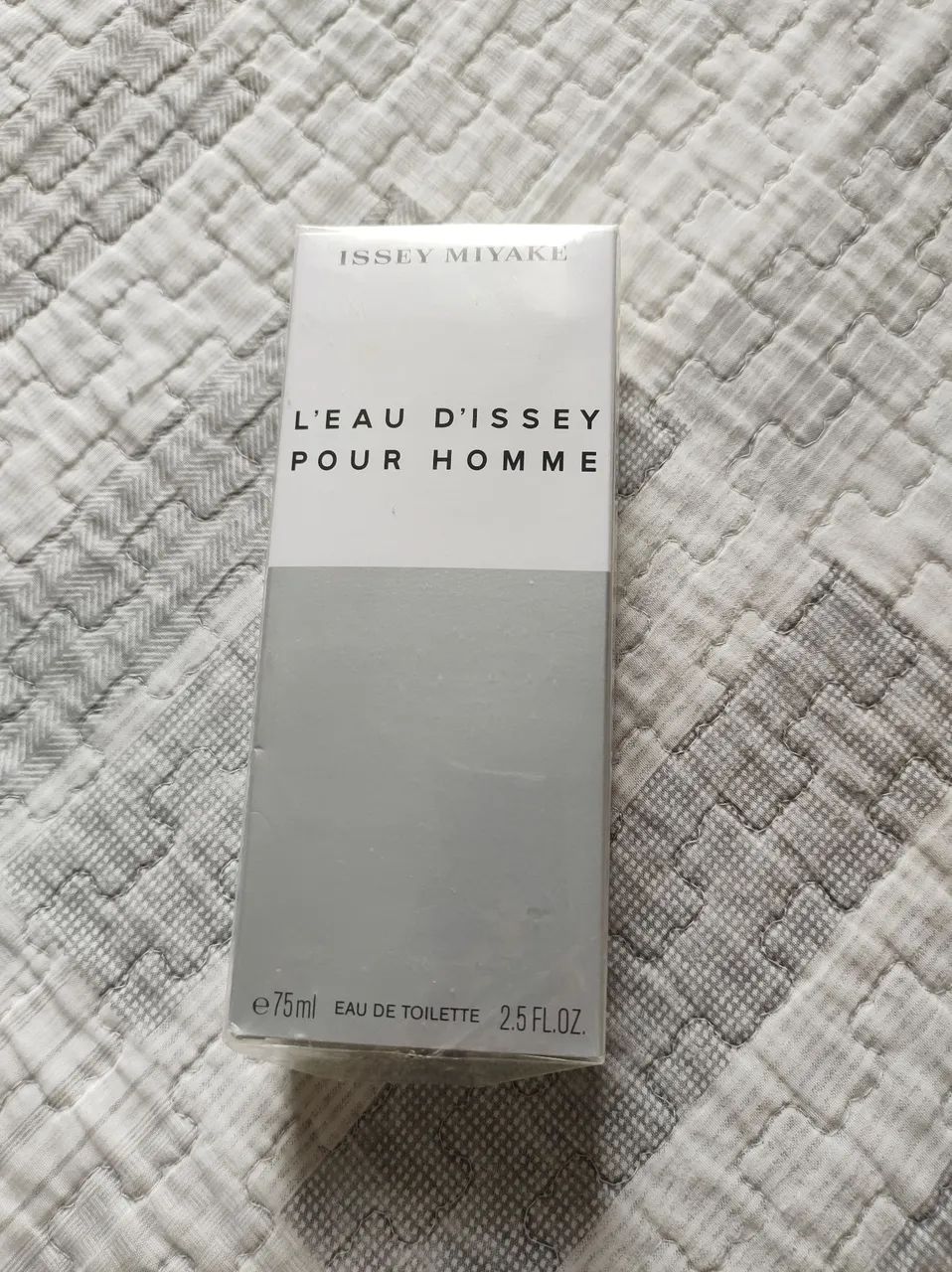 Perfume Issey Miyake masculino lacrado.