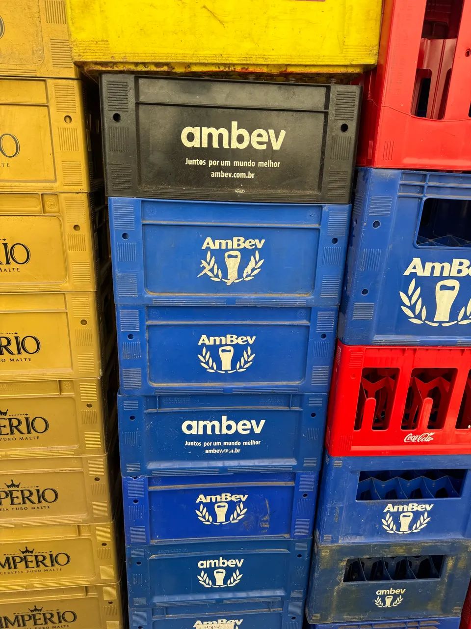 Vendo  Cassilane de plástico vazio de coca e litrão de Ambev - Foto 3