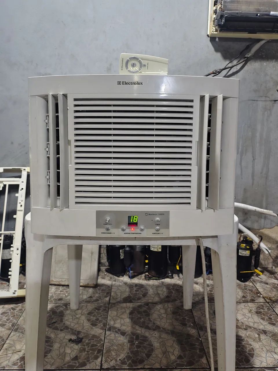 Vendo ar condicionado Electrolux 10.000 btu com controle remoto funcionando perfeitamente
